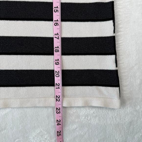 Vintage Liz Claiborne Black and White Striped V-Neck Sweater Large - Picture 7 of 8